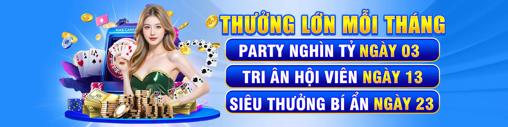 Bàn Baccarat sang trọng với chip và bài tại 85bet trang chủ chính thức